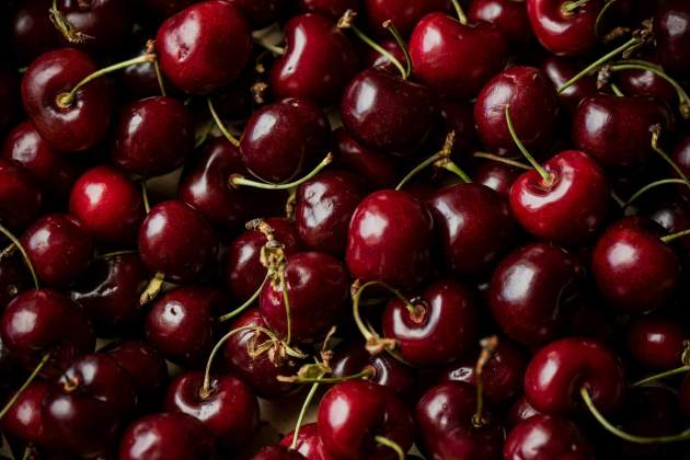 Las cerezas son una fruta llena de antioxidantes / Foto: Unsplash Las cerezas son una fruta llena de antioxidantes / Foto: Unsplash