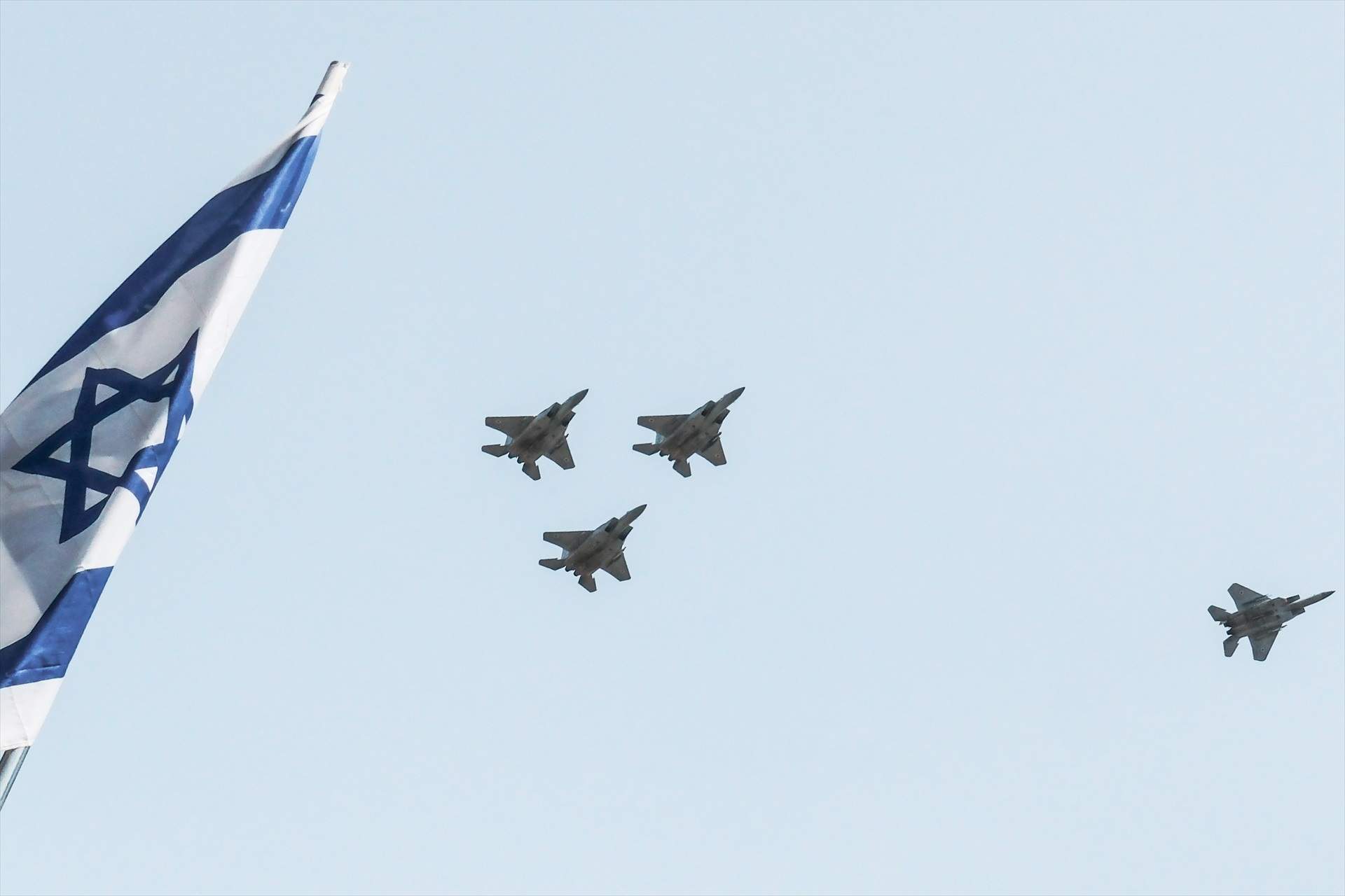 Israel bombardeja una ciutat portuària del Iemen controlada pels houthis