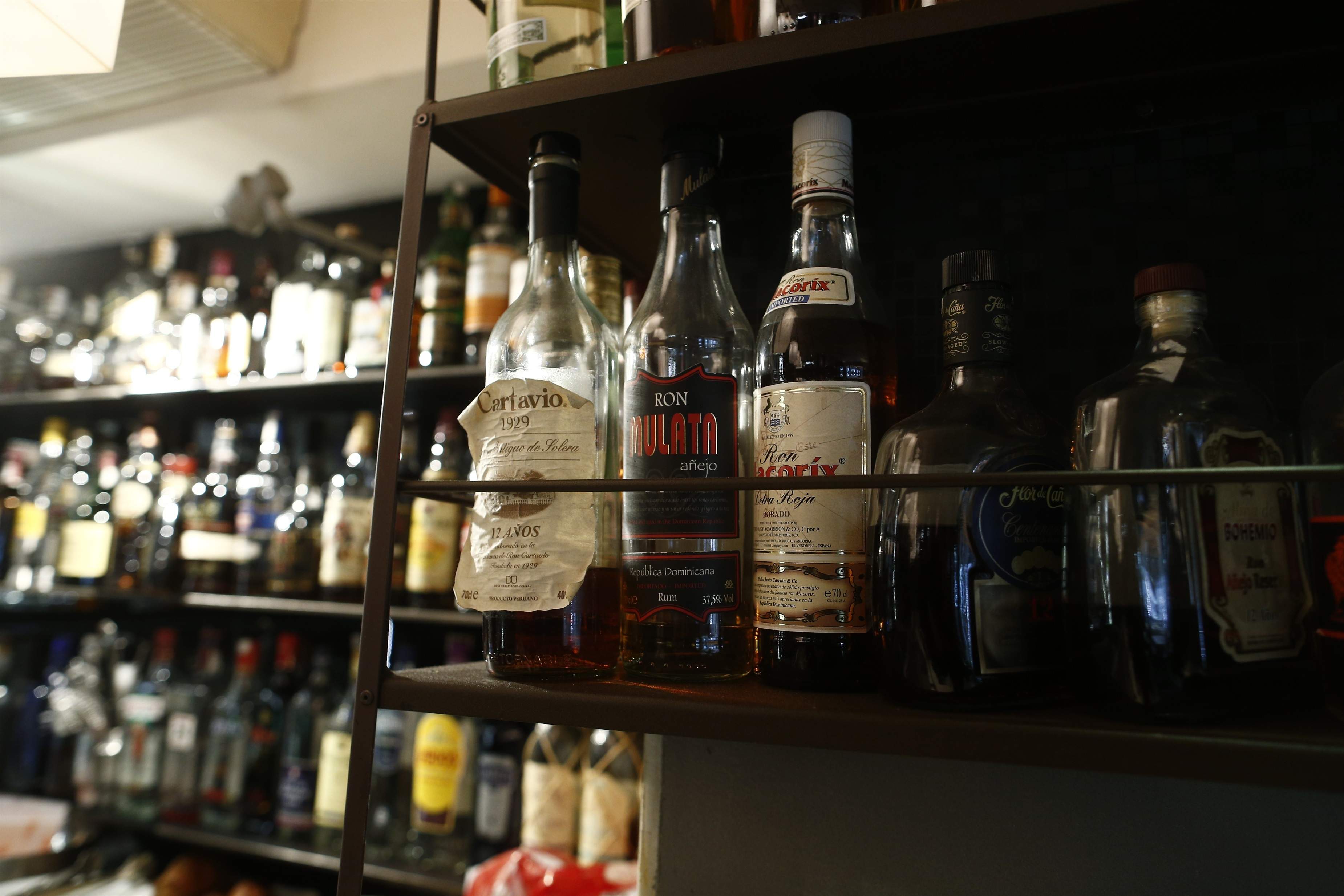 Crit d'alarma d'una vintena de societats mèdiques per l'etiquetatge de l'alcohol