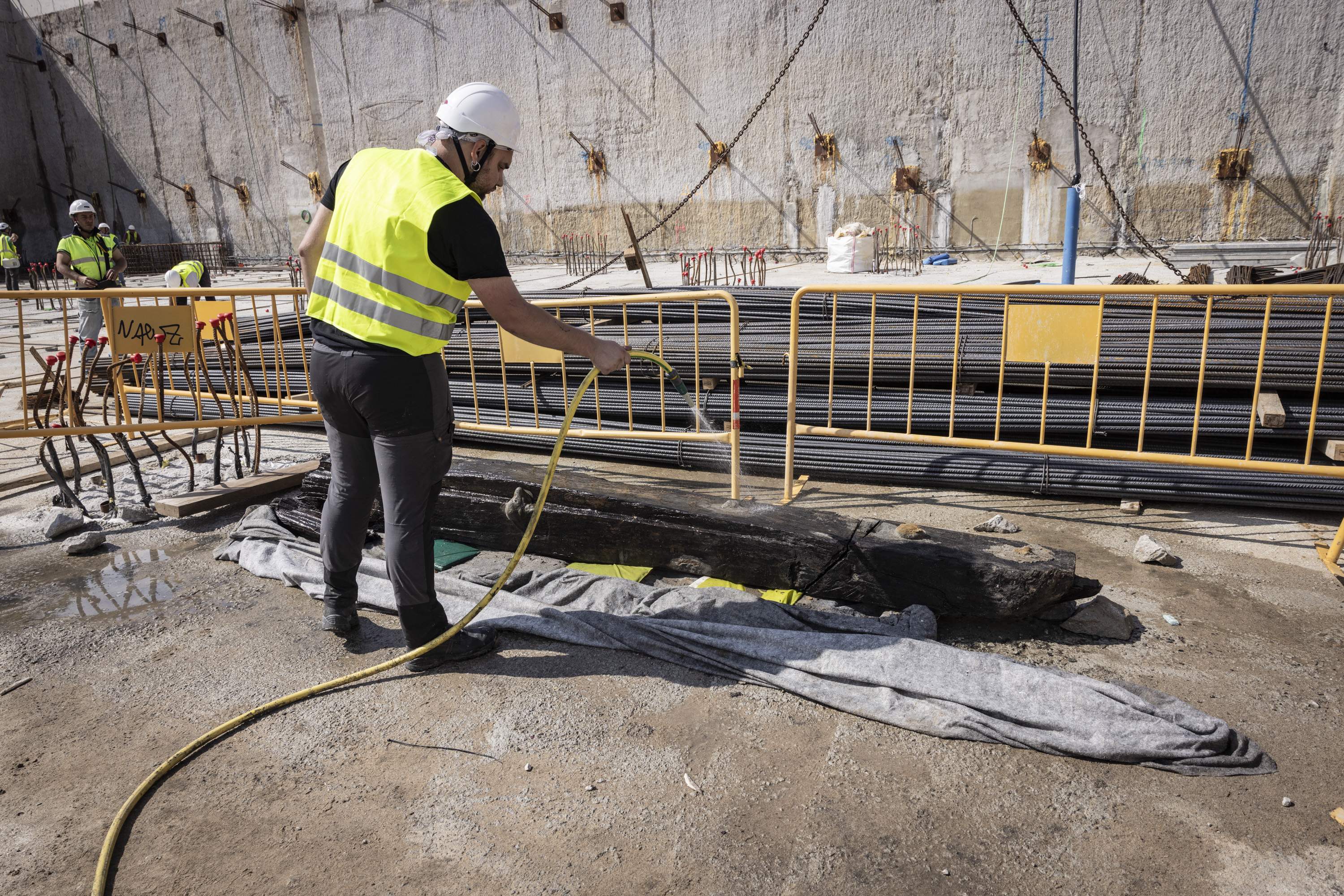Nuevo hallazgo arqueológico en el Mercat del Peix: la quilla de un barco medieval