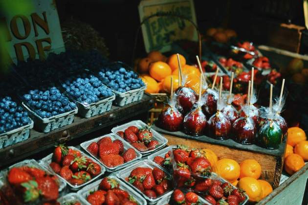 Detalls en comprar maduixes / Foto: Unsplash Detalls en comprar maduixes / Foto: Unsplash