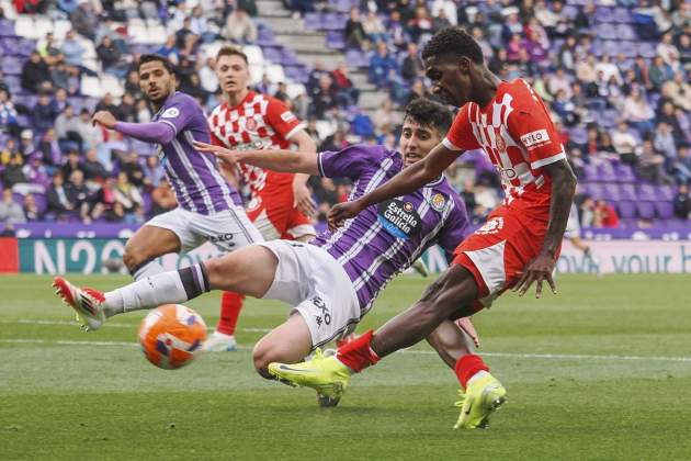 Asprilla disparo Valladolid / Foto: EFE Asprilla disparo Valladolid / Foto: EFE