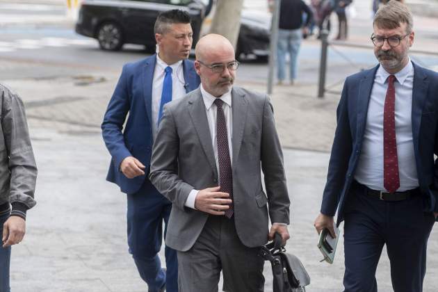 Francisco Martín Aguirre delegado Gobierno Madrid con Peinado Europa Pres