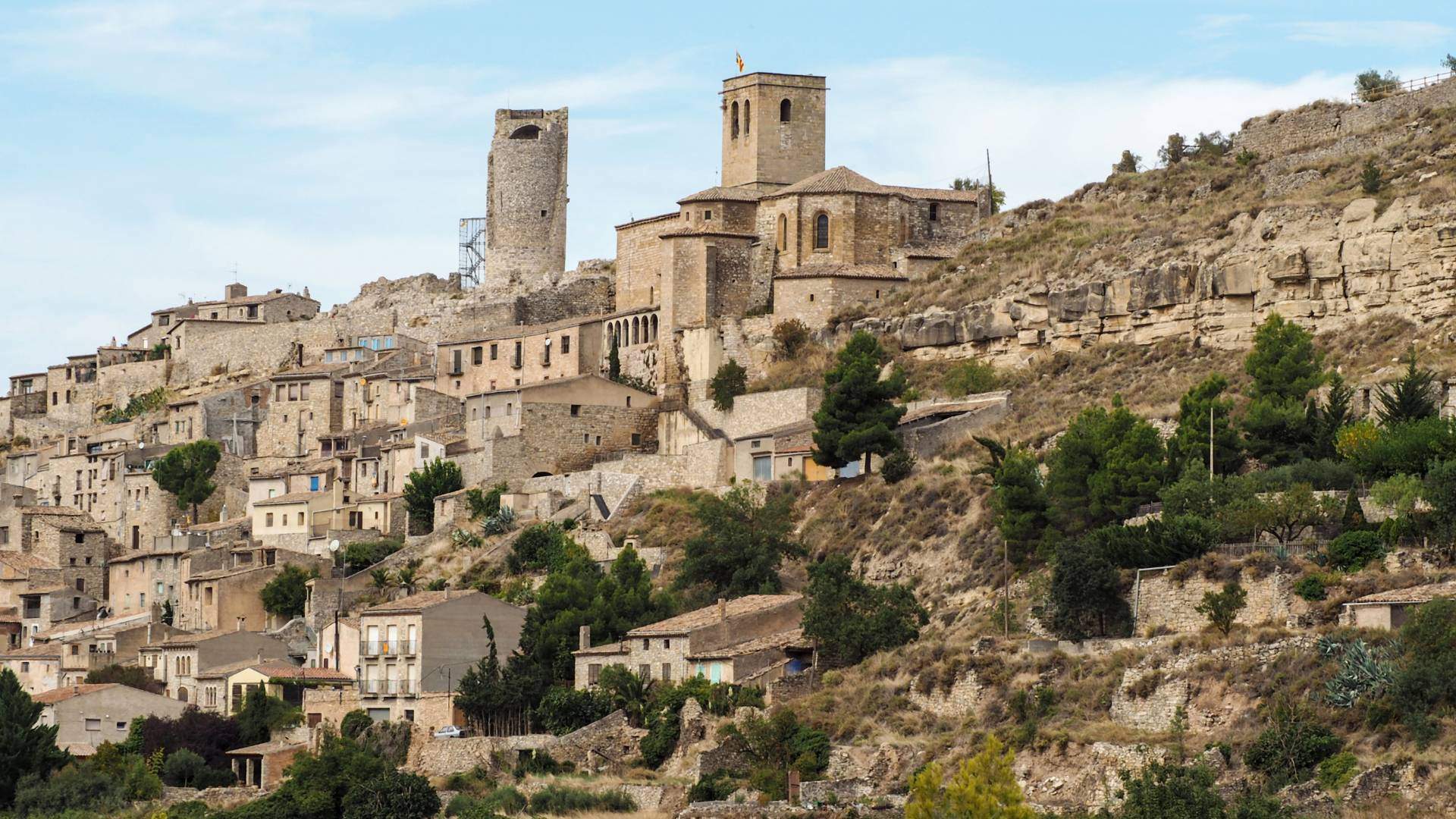 Aquest poble medieval de Catalunya enamora a qui el visita, però pocs el coneixen