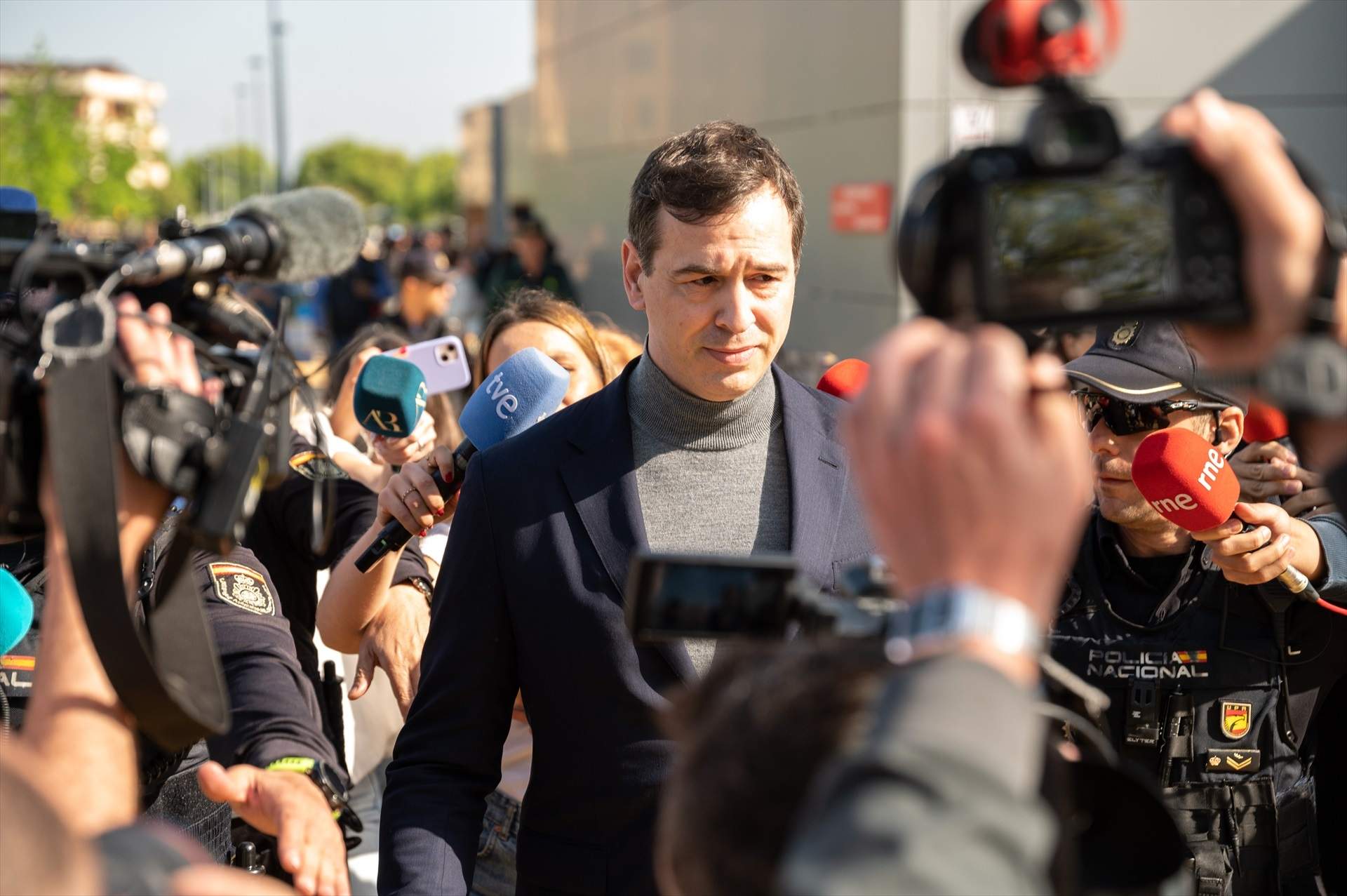 La Fiscalia demana l'arxivament de la causa contra el germà de Pedro Sánchez: "Se sustenta en conjectures"