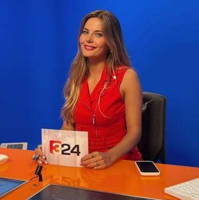 Júlia López