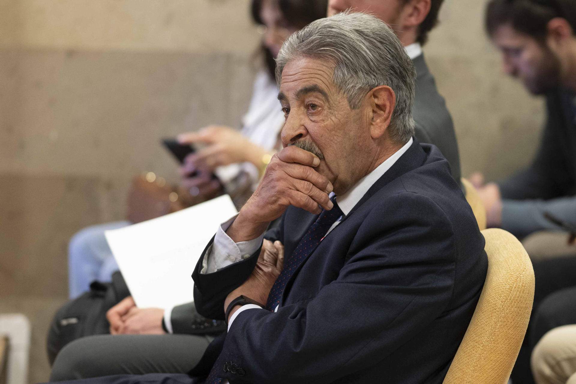 Sin acuerdo de conciliación entre Revilla y Juan Carlos I: "No me retracto, que repatrie todo el dinero"