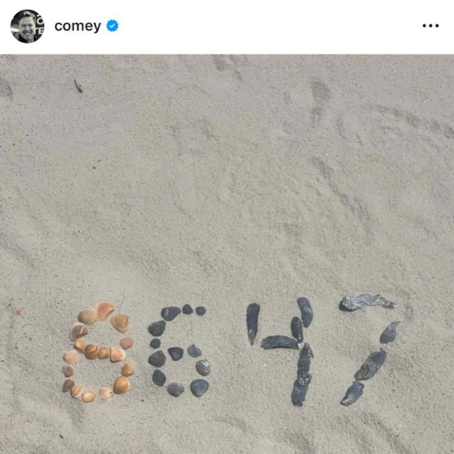 Investigan al exdirector del FBI por la foto de unas conchas interpretada como una amenaza de muerte a Trump