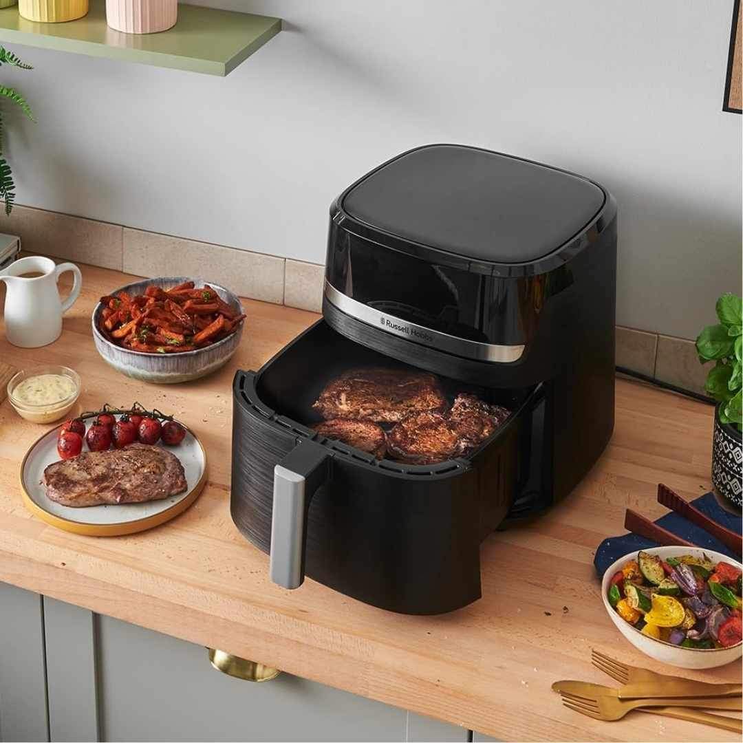 Aquesta fregidora sense oli de Russell Hobbs amb graella i pantalla tàctil ara costa gairebé la meitat