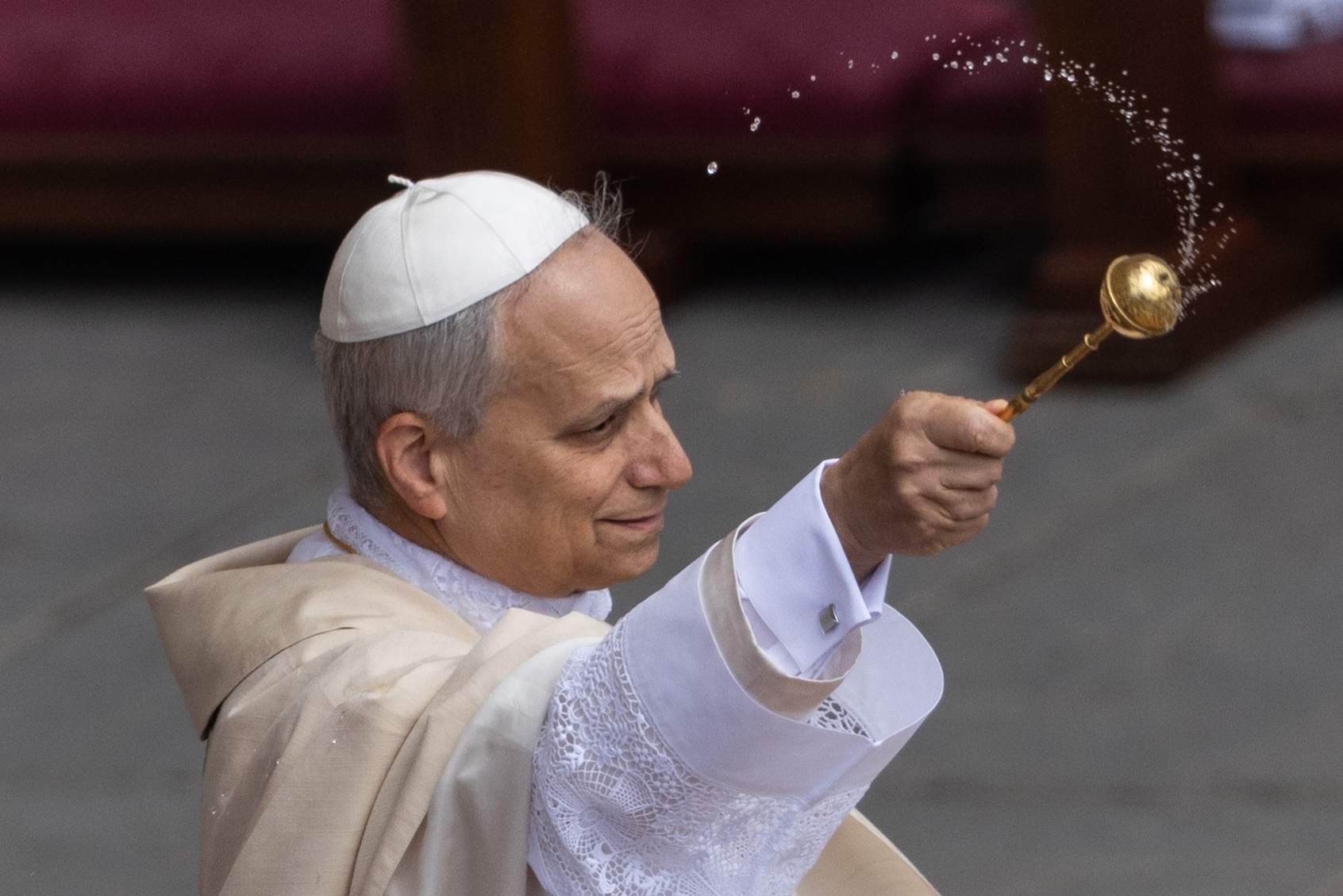 Lleó XIV estrena el seu pontificat demanant unitat per combatre l'odi i un sistema que margina els pobres