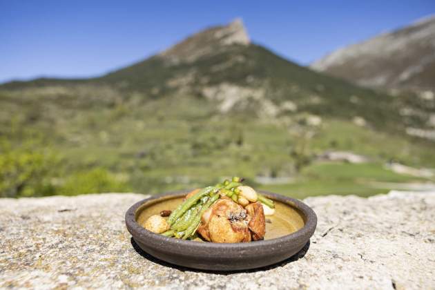 Diego Alias platos a Casa el Amador Conejo frito con pimientos|huevos verdes fritos / Foto: Carlos Baglietto Diego Alias platos a Casa el Amador Conejo frito con pimientos|huevos verdes fritos / Foto: Carlos Baglietto