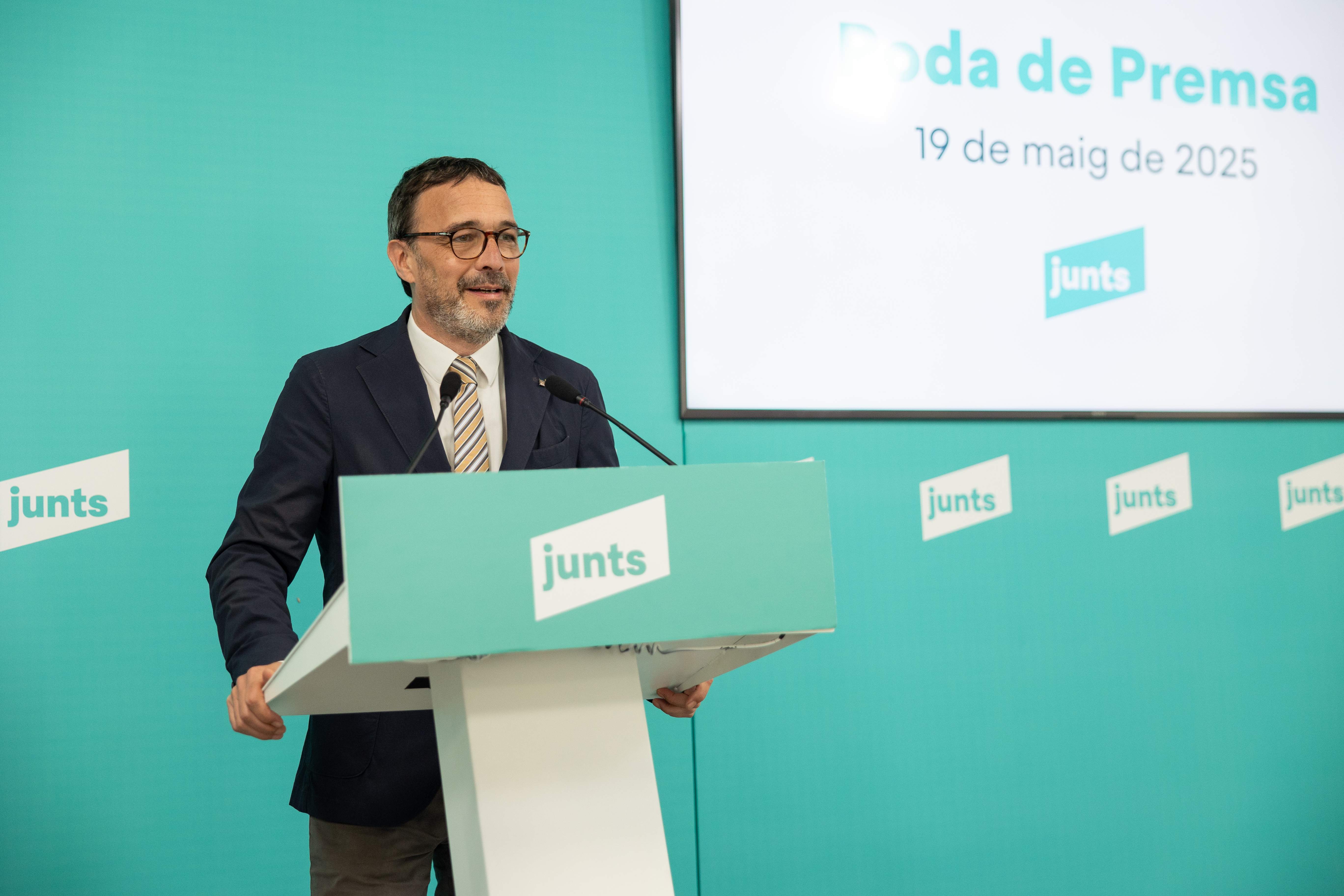 Junts insta PSC, ERC i Comuns a no posar traves a la investigació de la DGAIA: "Que no la dilatin"