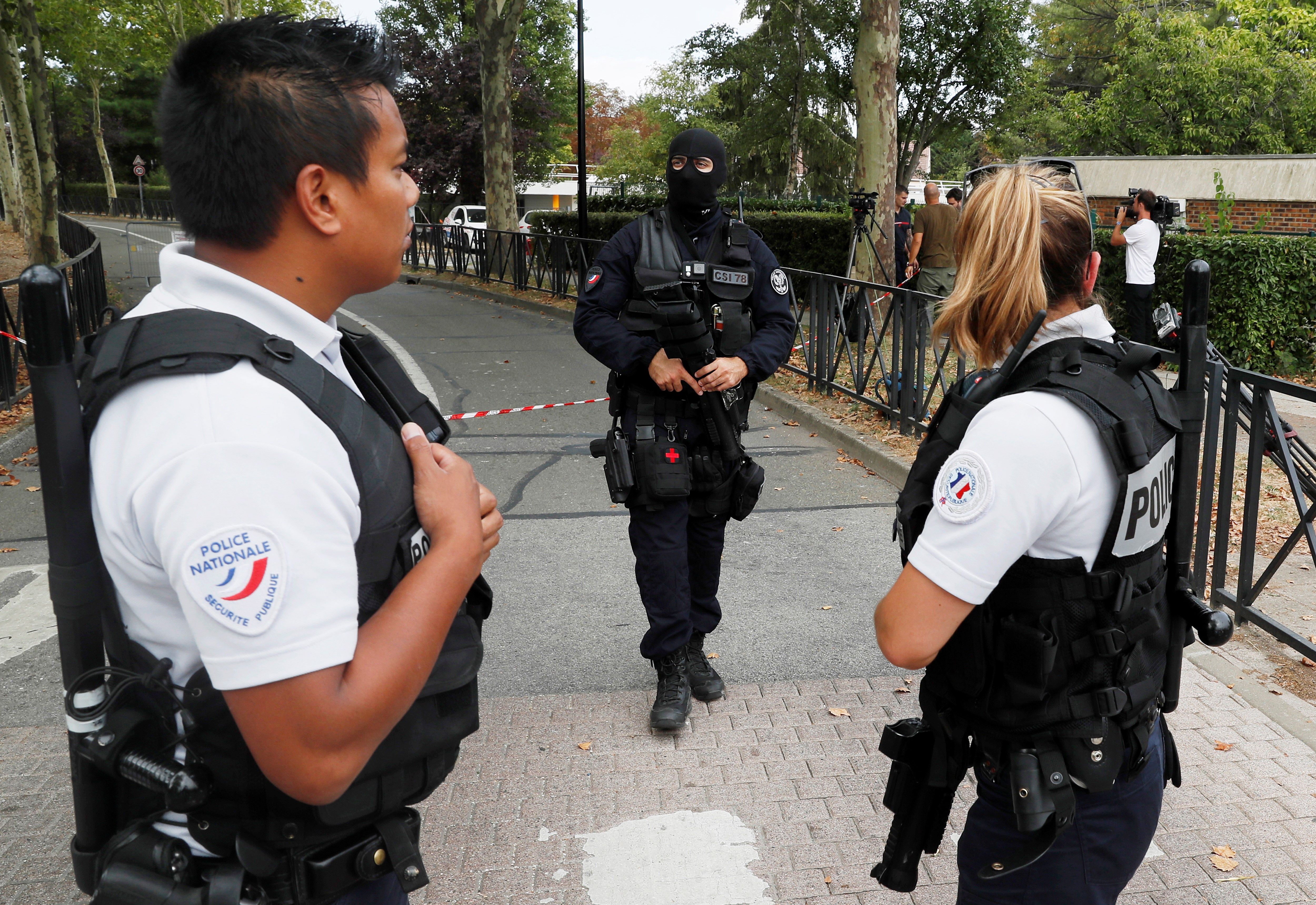 Un desequilibrado mata a su madre y hermana en París y Daesh lo reivindica