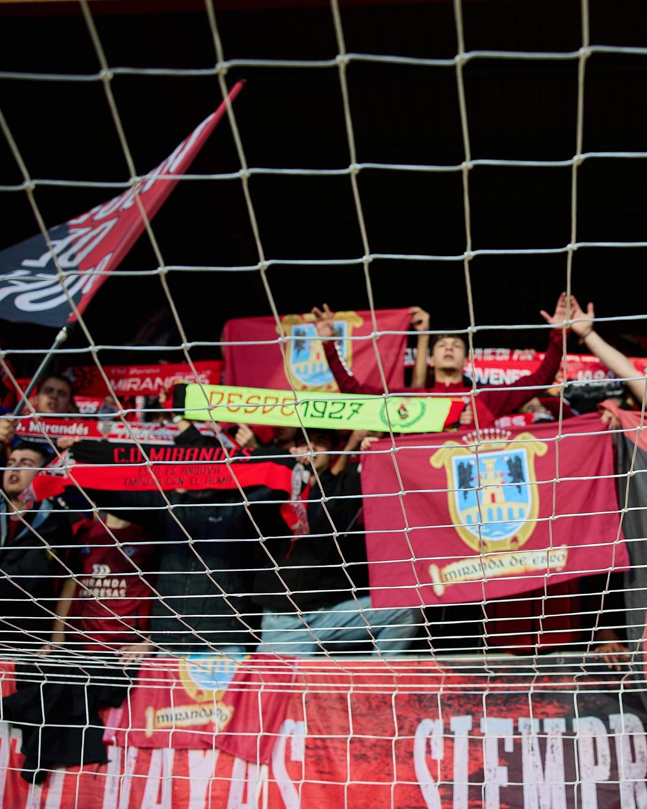 El catalán que maravilla en el Mirandés, el club milagro que está a un paso de Primera
