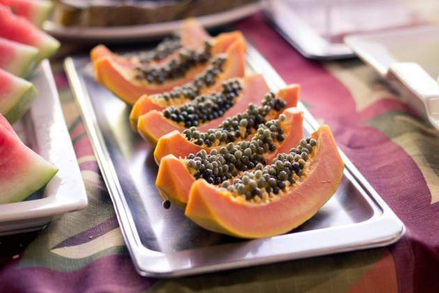 Papaya, ideal para tu colon / Foto: Unsplash