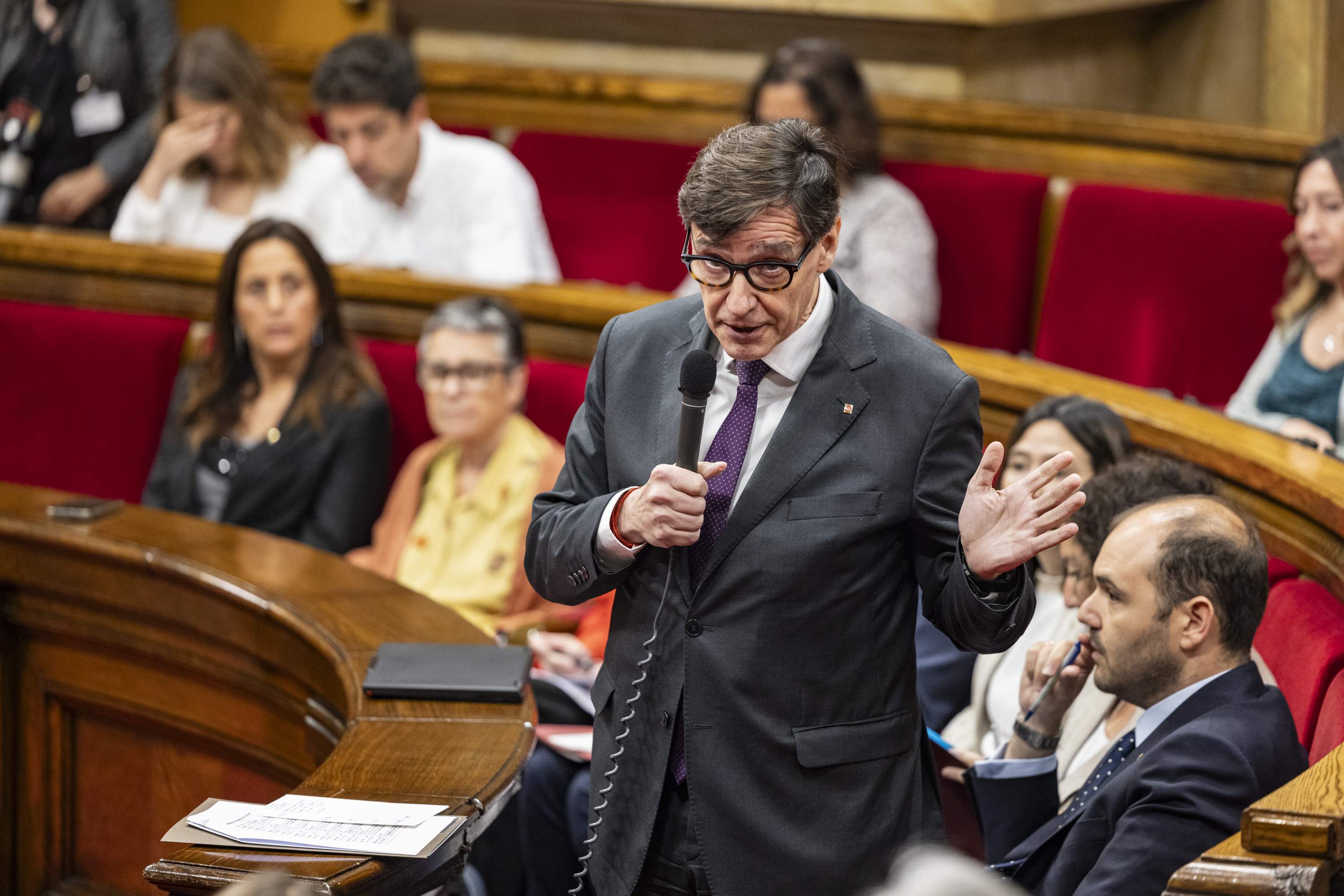 Illa, obligado a explicarse por la corrupción en el PSOE: “No tengo ni puñetera idea de quién es el Chili"