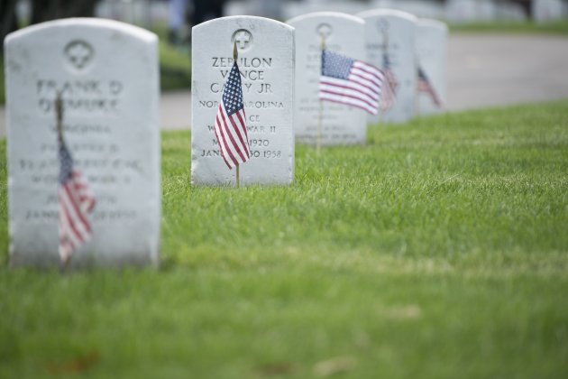 BAnderes Arlington National Cemetery