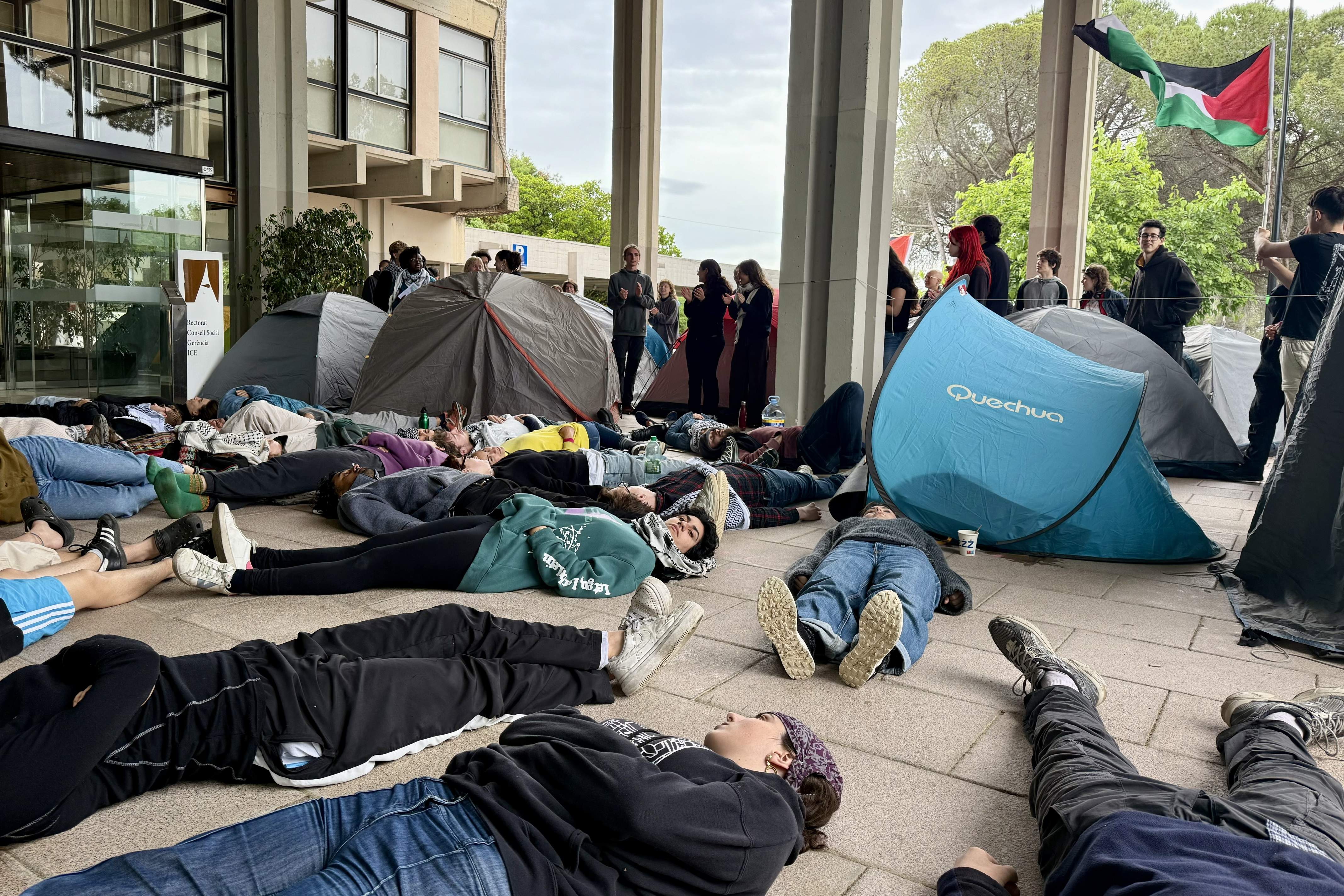 Vuelve la acampada a favor de Palestina en la UAB