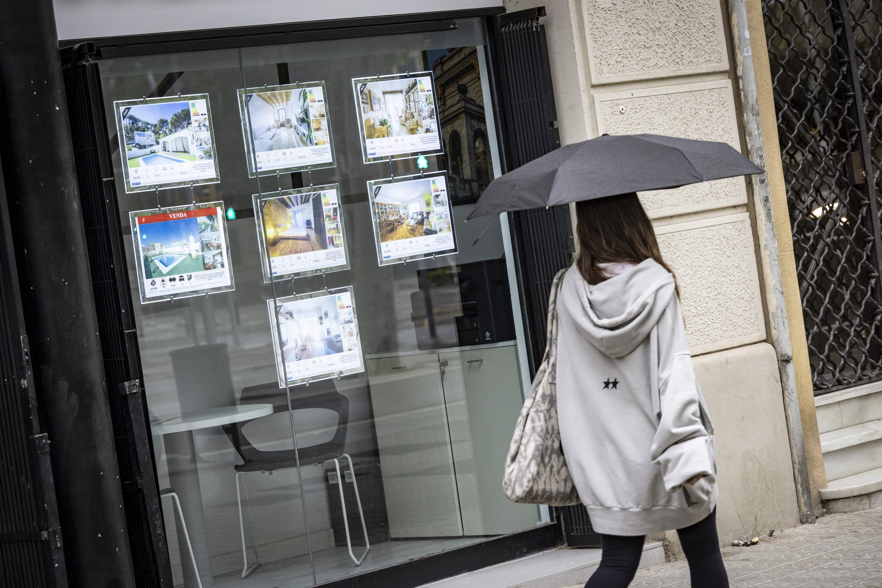 Los catalanes menores de 35 años que viven de alquiler se deducen 500 euros en la declaración de la renta