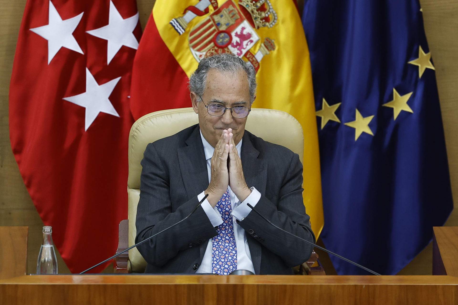 Censura i plantada a l’Assemblea de Madrid: el PP silencia un diputat per criticar els jutges