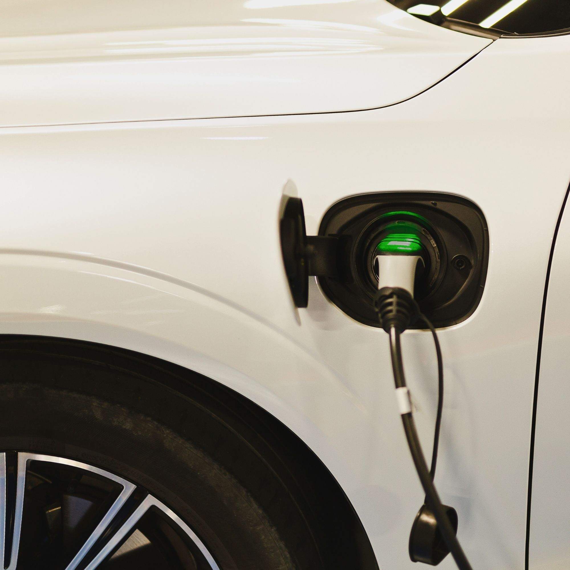 BWM presenta una nueva batería que aumenta la autonomía: lo han demostrado con el BMW i7