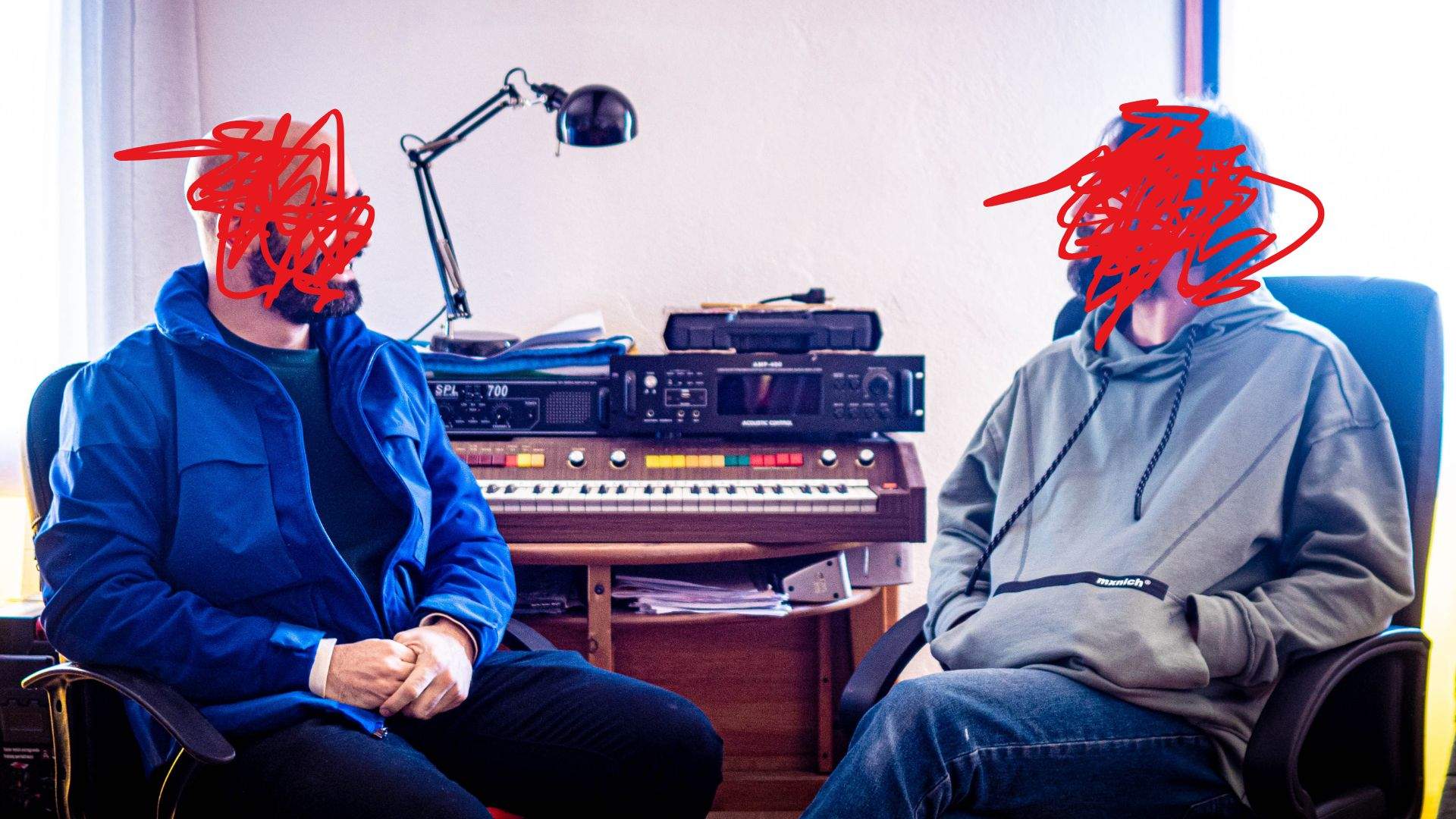 La iaia ahora baila música electrónica