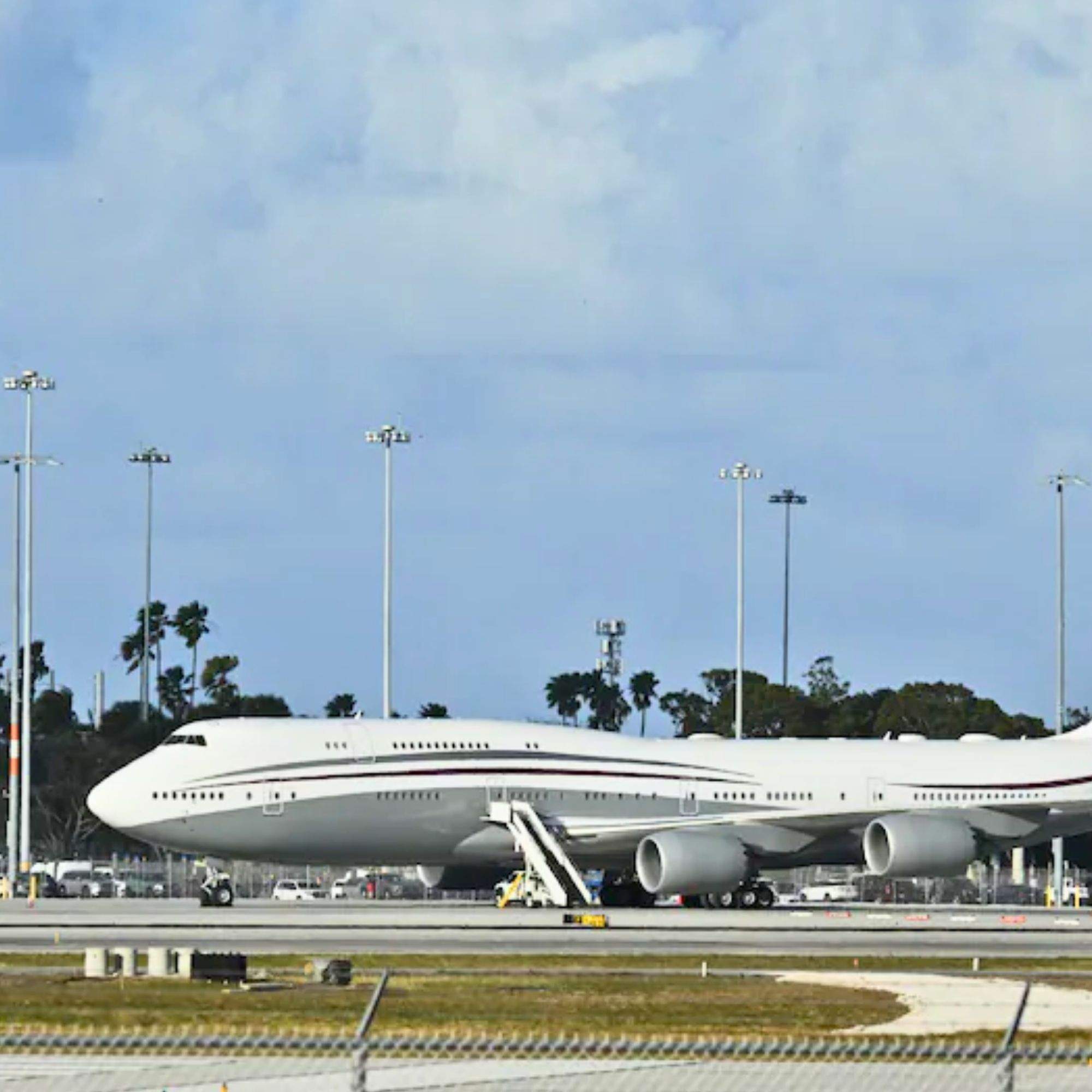 Donald Trump accepta el "palau volador" que li ha donat Qatar: aquest luxós avió no s'assembla a cap altre
