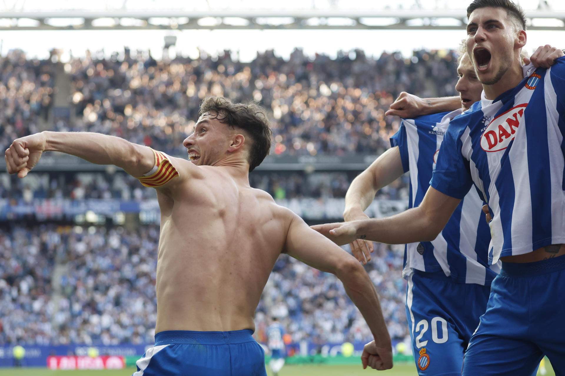 El Espanyol supera sus miedos contra el Las Palmas (2-0) y logra la anhelada salvación