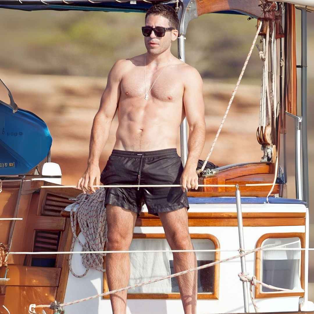 El banyador més viral de l'estiu: el porta Miguel Ángel Silvestre i ara està al 45% a Amazon