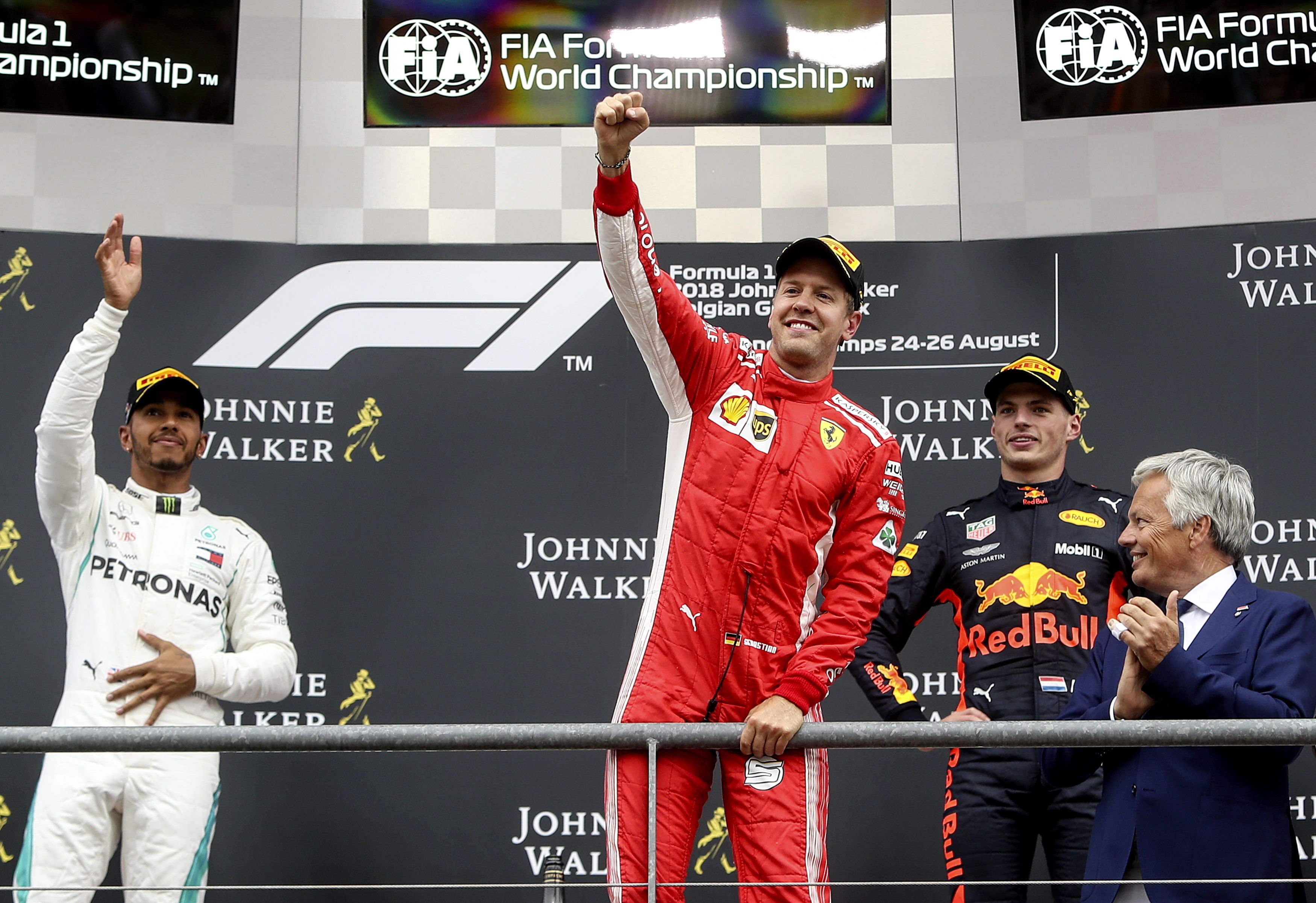 Vettel gana en Bélgica y recorta siete puntos a Hamilton