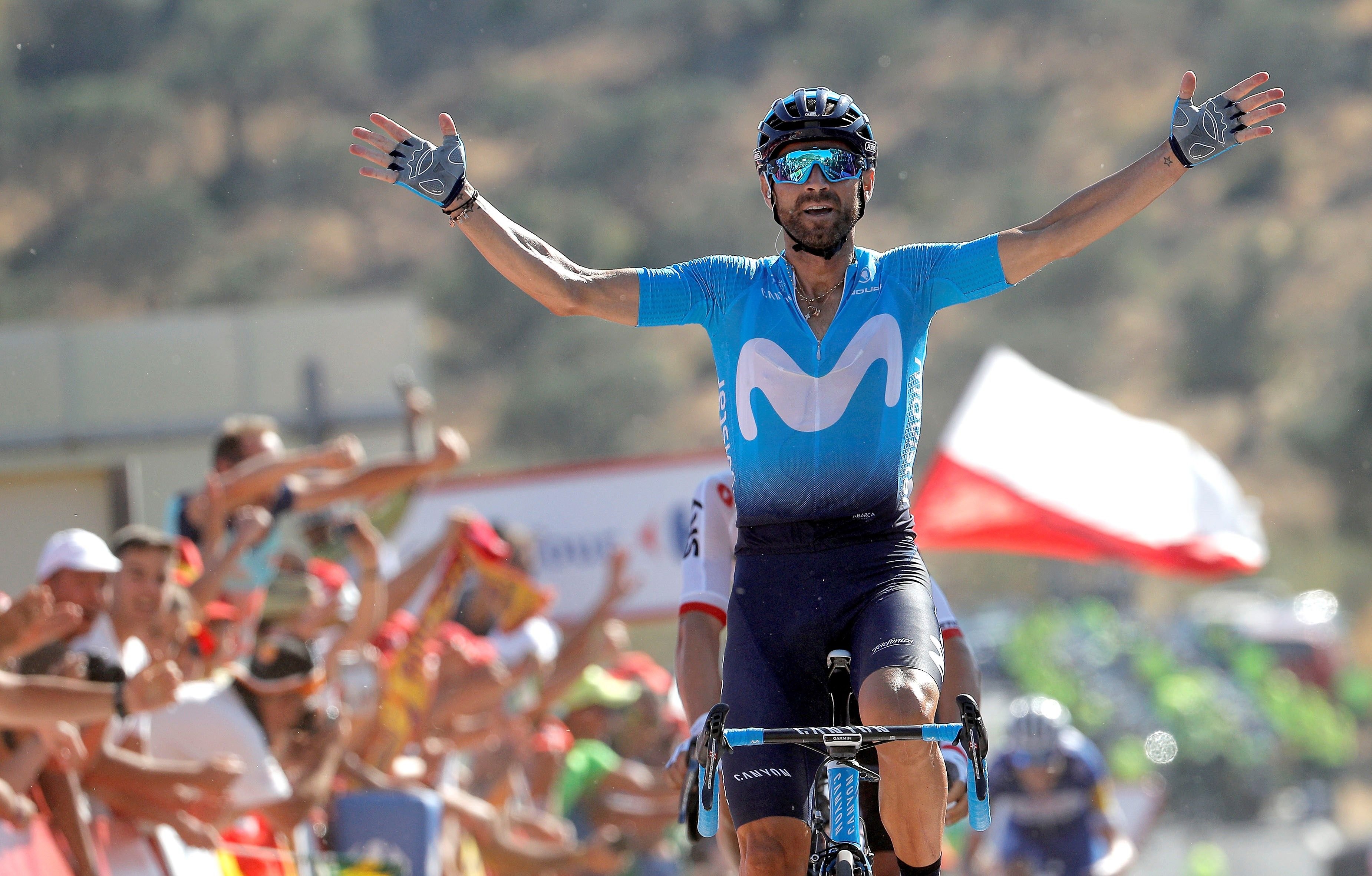 Valverde se impone en Caminito del Rey; Kwiatkowski es el nuevo líder