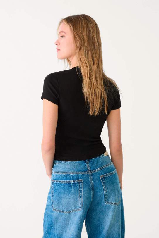 Camiseta básica slim fit