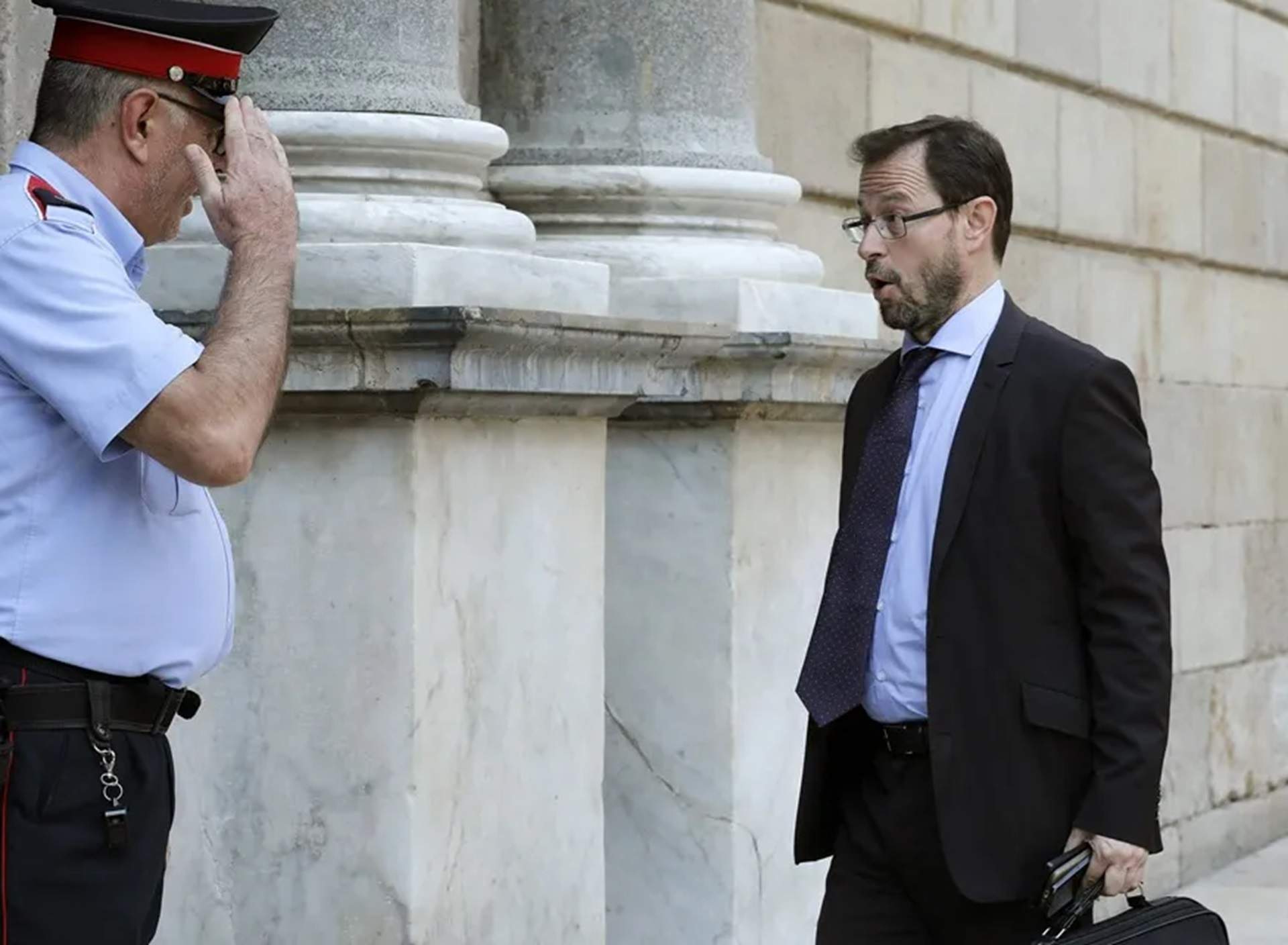 La ‘fontanera’ del PSOE va oferir a diversos mitjans un vídeo sexual del fiscal del 3% i l'operació Catalunya