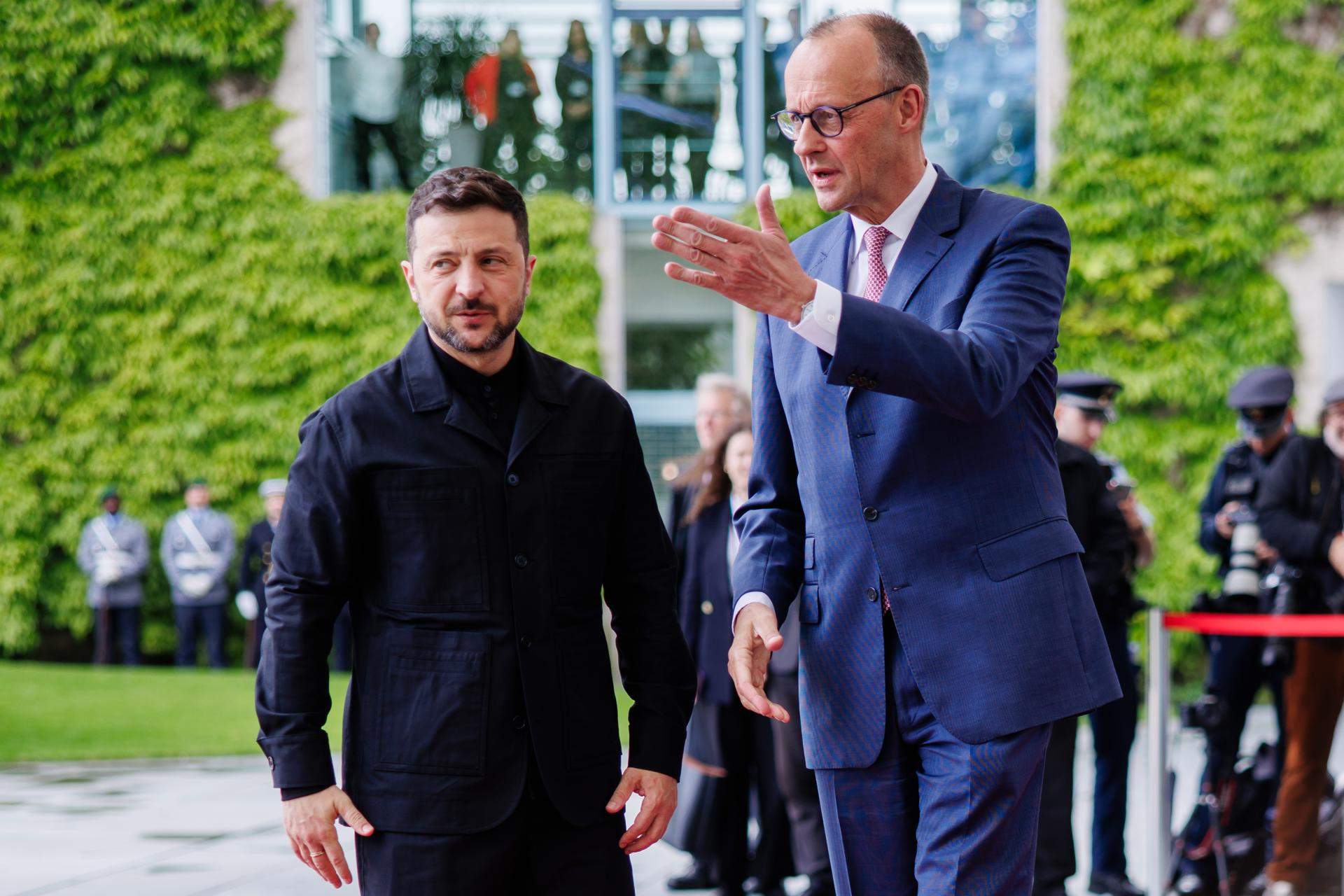 Alemania desafía Putin y ayudará a Ucrania a fabricar armas de largo alcance