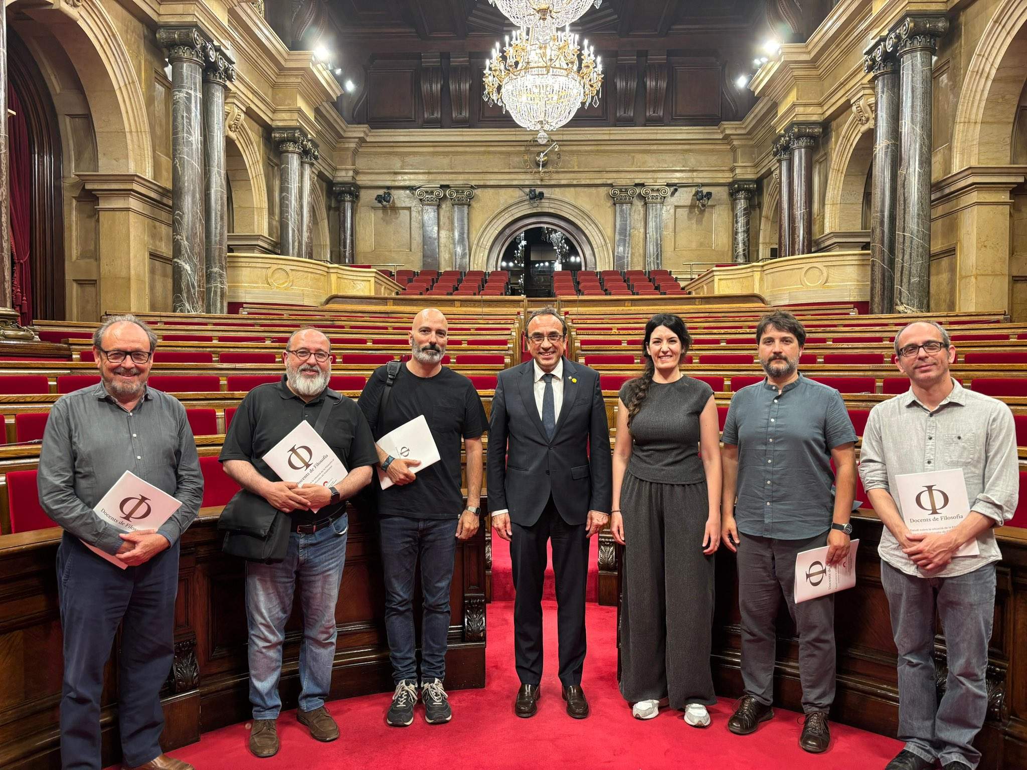El peregrinaje de los profesores de Filosofía catalanes para evitar su extinción en las aulas