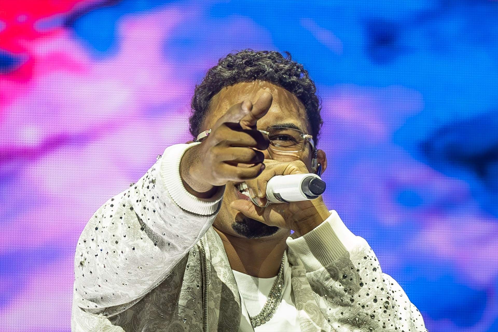 EuropaPress 6737006 cantante myke towers concierto movistar arena 20 mayo 2025 madrid espana