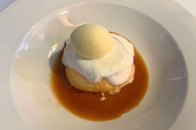 Flan en el restaurante Nairod / Foto: Rosa Molinero Trias Flan en el restaurante Nairod / Foto: Rosa Molinero Trias