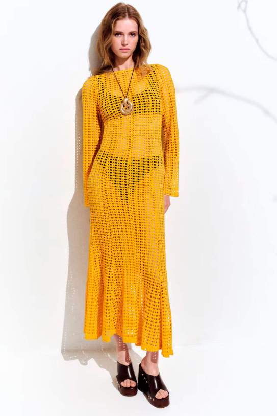 Maxivestido en punto pointelle1 Maxivestido en punto pointelle1