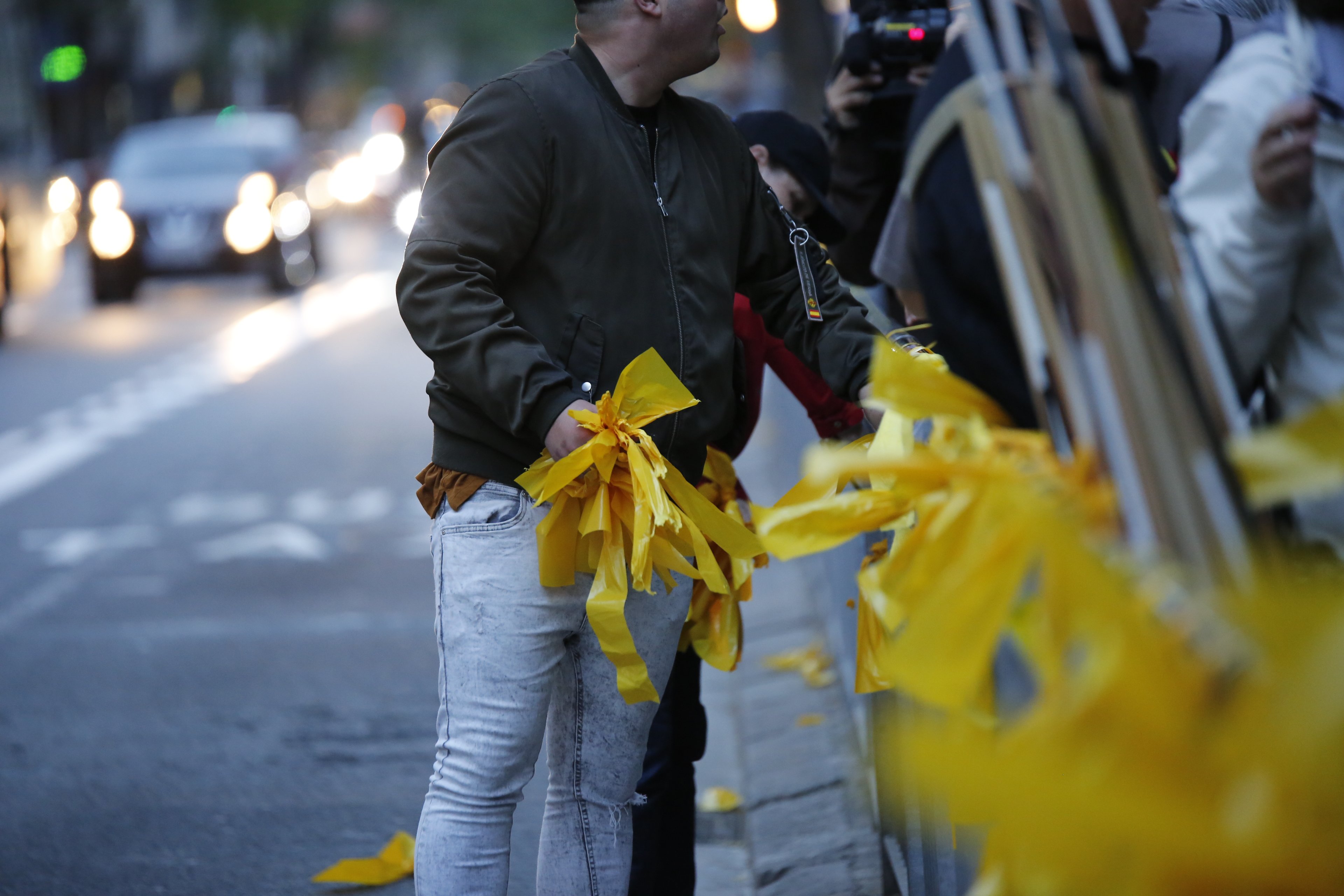 El identificado en el incidente de Barcelona niega que fuera una agresión