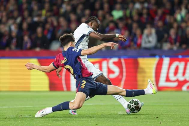 Pau Cubarsí Marcus Thuram / Foto: Europa Press Pau Cubarsí Marcus Thuram / Foto: Europa Press