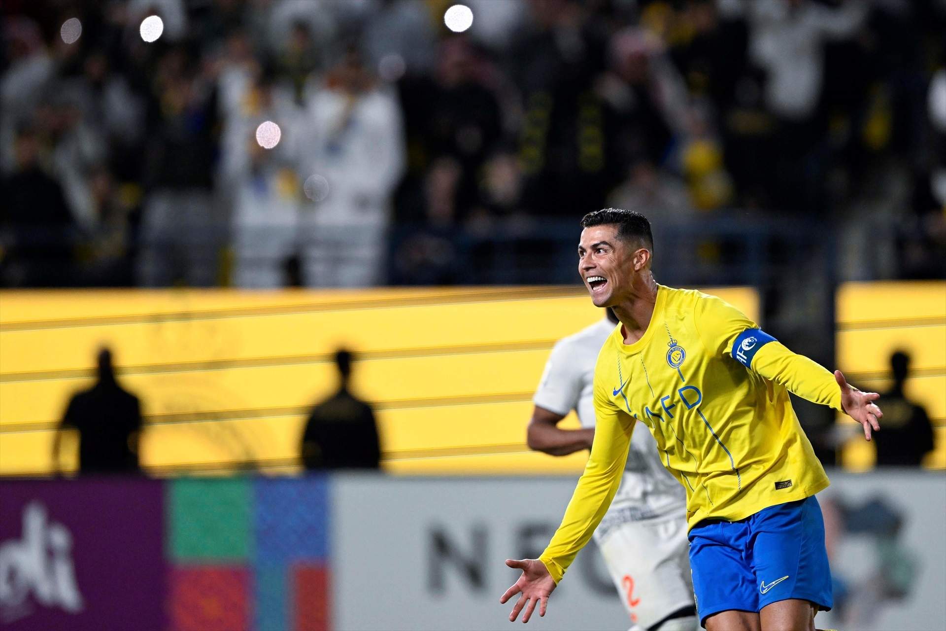 Messi, Cristiano Ronaldo y Neymar, las cabezas de cartel de los contratos que expiran este año