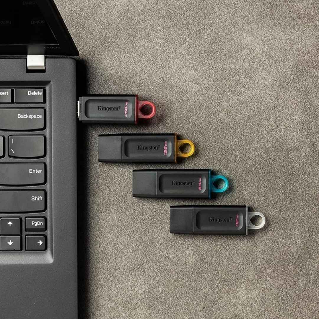 Es pequeño, rápido y tiene 128 GB: este pendrive Kingston no debería faltar en tu llavero