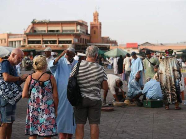 Turistes a Marrakech | Foto: EFE Turistes a Marrakech | Foto: EFE