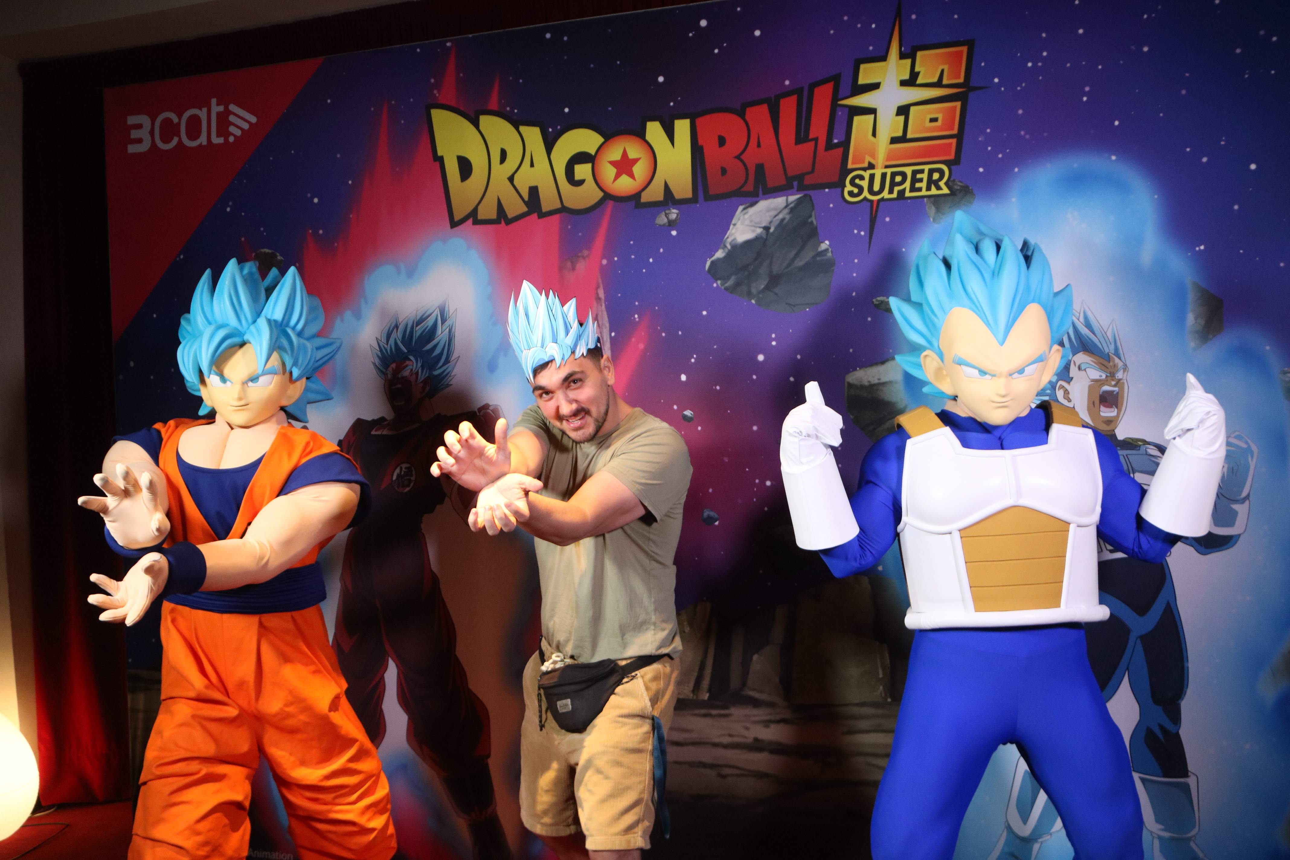 Els fans de Son Goku omplen la preestrena de 'Bola de Drac Súper': "És un mite que mai morirà"