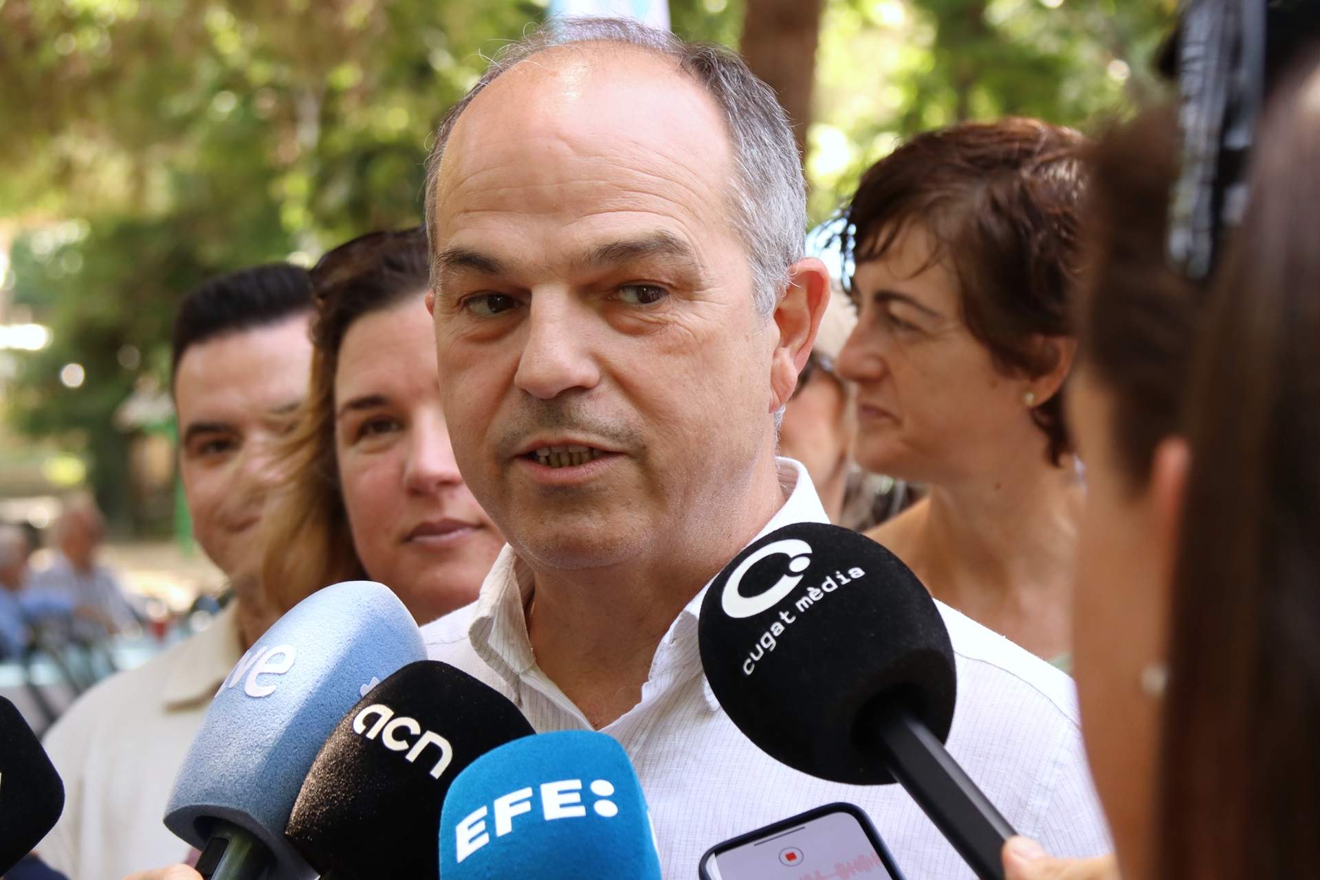 Turull acusa Feijóo de "boicotejar" l'oficialitat del català a la Unió Europea