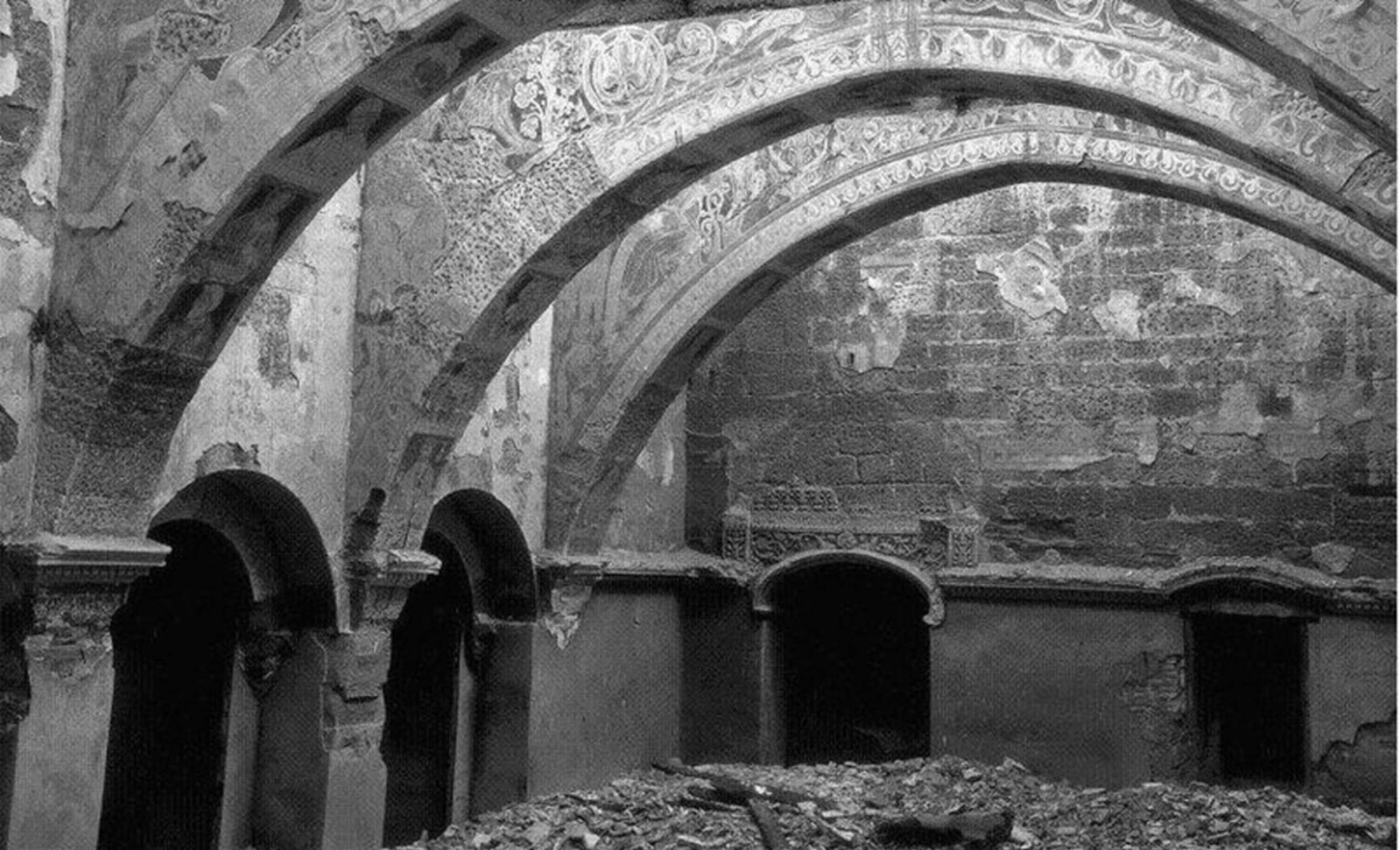 Sala Capitular de Sixena després del saqueig de 1936 / Font: Fundació Ametller