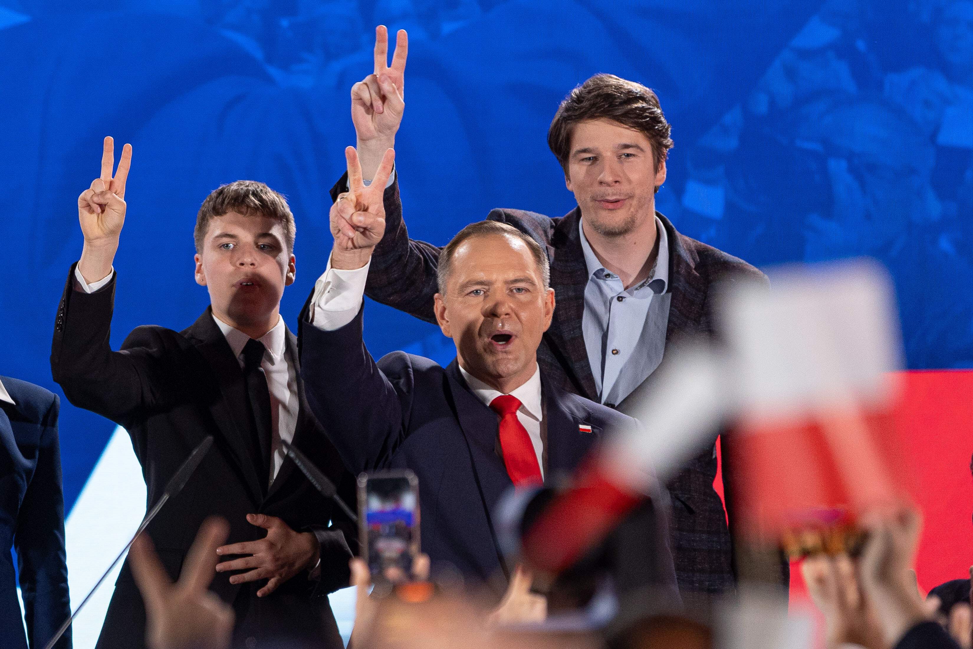 L'ultraconservador Karol Nawrocki guanya, per la mínima, les eleccions presidencials a Polònia