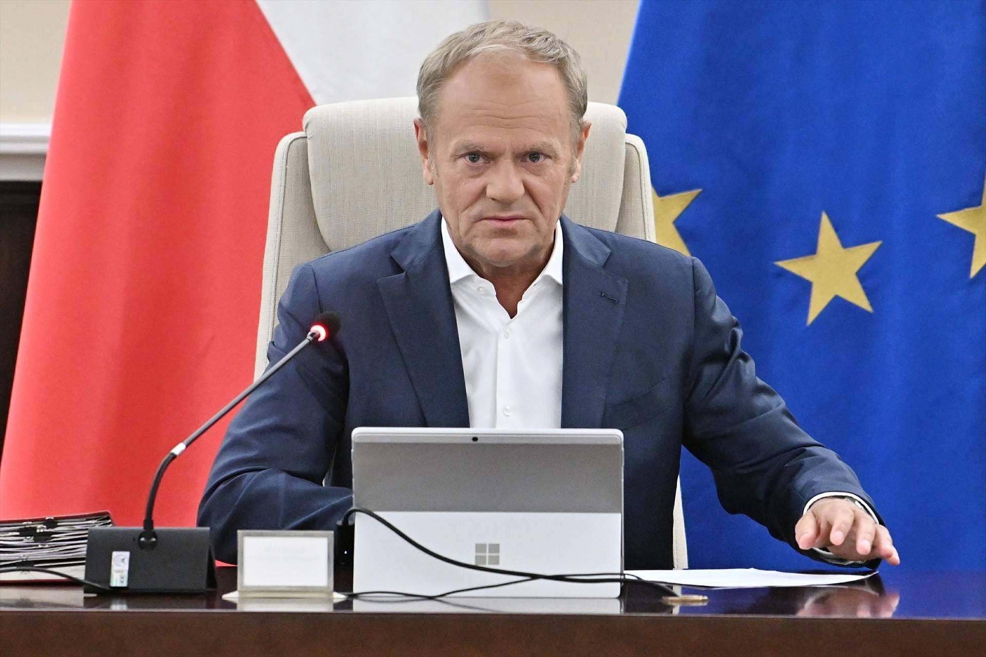 Tusk en joc: demanarà una moció de confiança després de la victòria de la ultradreta a Polònia
