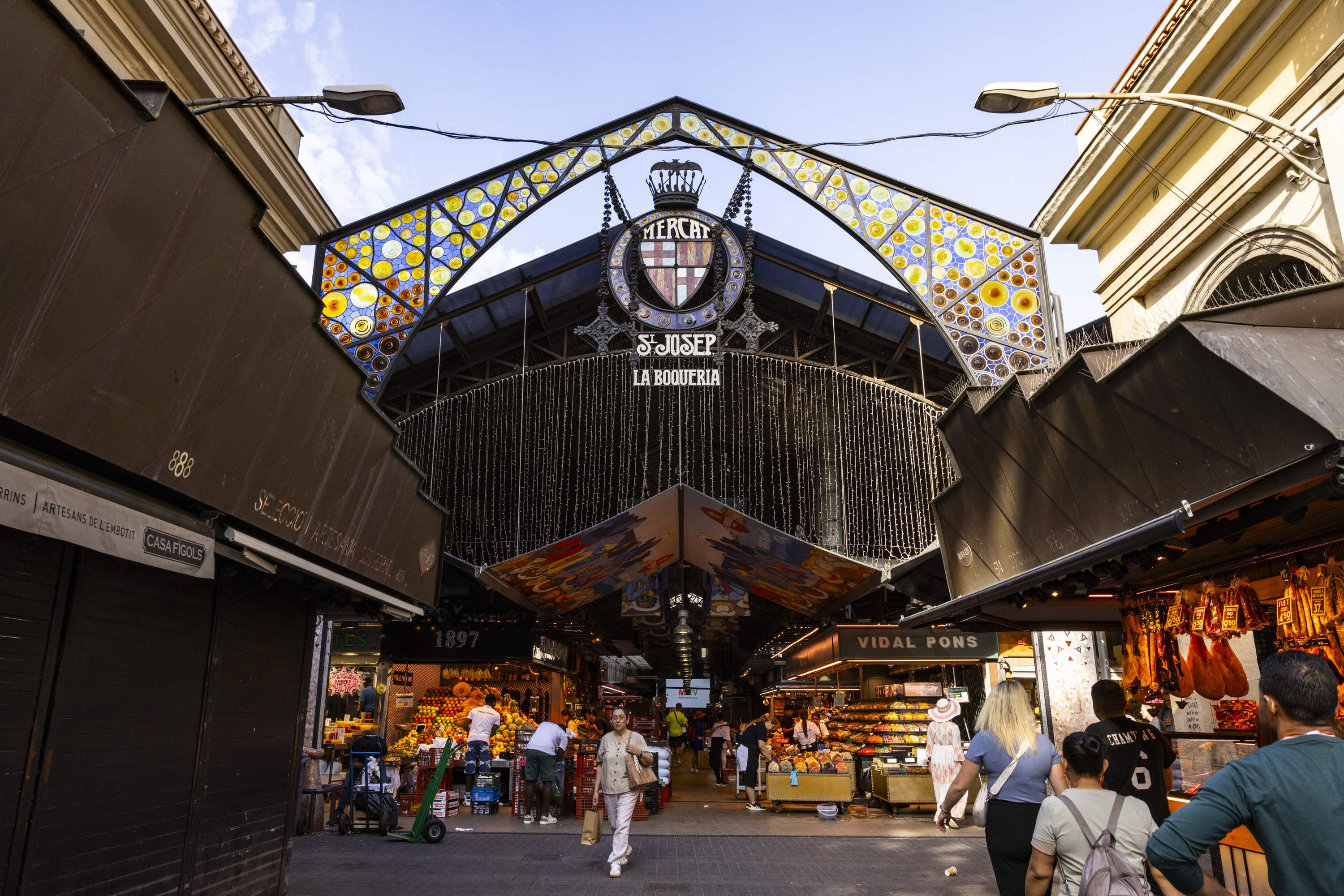Baja la persiana un mítico puesto de la Boqueria