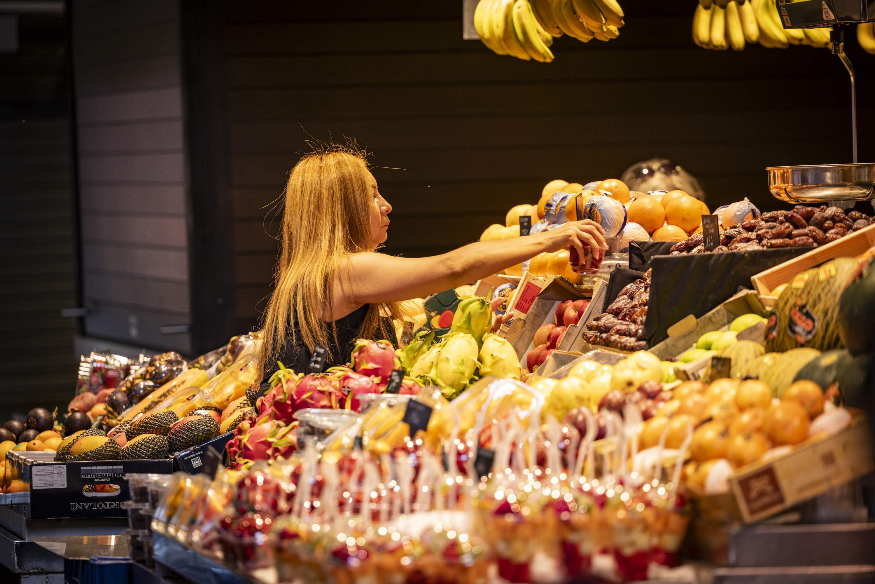 El nuevo reglamento del Mercado de la Boqueria garantizará un mínimo de un 50% de producto tradicional
